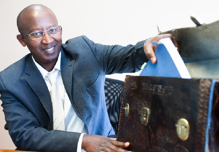 Sponsor a TopNotch Lawyer for Innocent Prisoners IJM Canada Gift Catalog